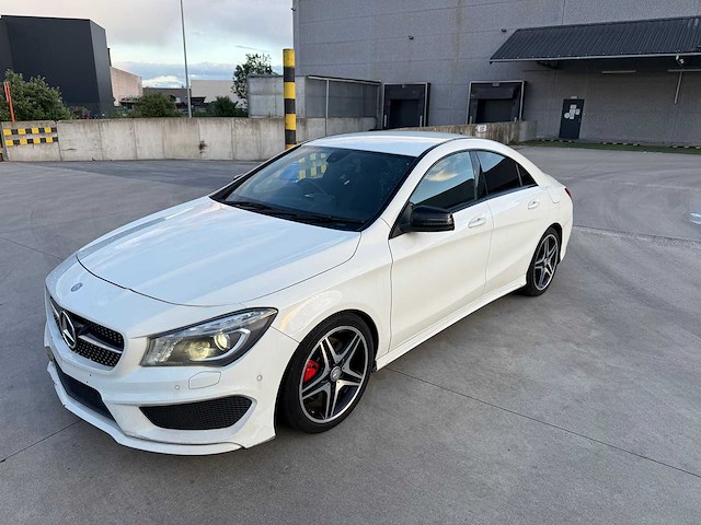 Mercedes - 2014 - cla 220 d - coupe - personenauto - afbeelding 20 van  26