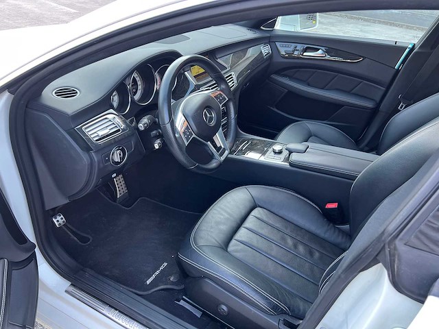 Mercedes - 2014 - cls550 - 550 - personenauto - afbeelding 9 van  24