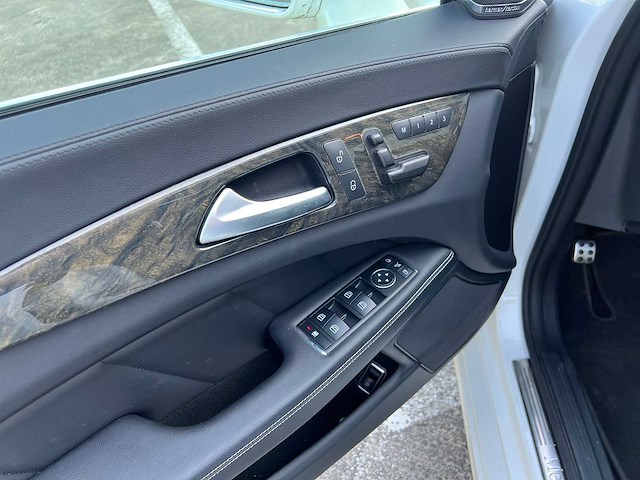 Mercedes - 2014 - cls550 - 550 - personenauto - afbeelding 10 van  19