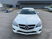 Mercedes - 2014 - e200 - coupe - personenauto - afbeelding 11 van  29