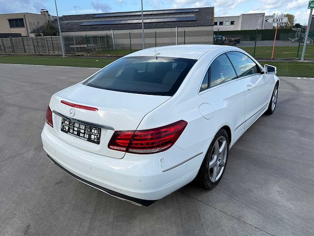 Mercedes - 2014 - e200 - coupe - personenauto - afbeelding 5 van  26