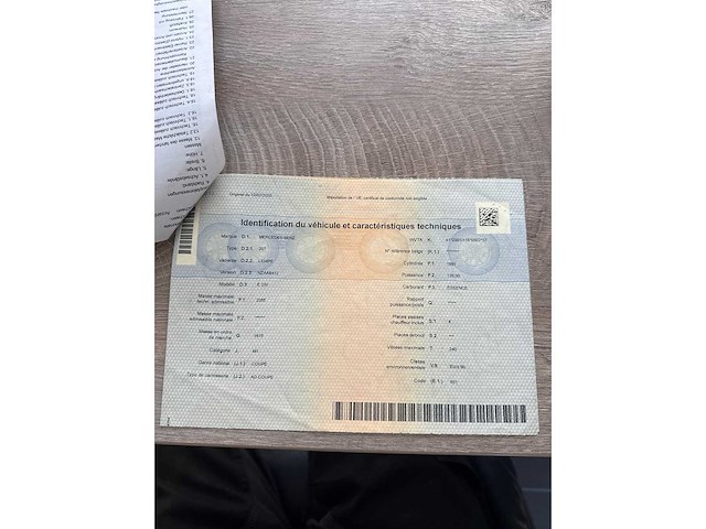 Mercedes - 2014 - e200 - coupe - personenauto - afbeelding 26 van  26