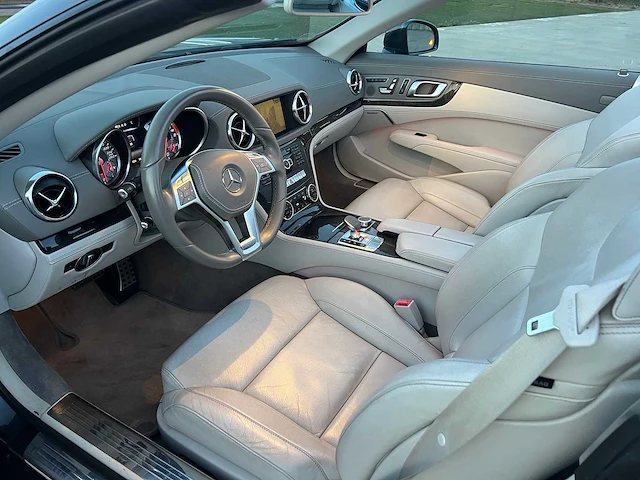 Mercedes - 2014 - sl350 - cabrio - personenauto - afbeelding 7 van  43