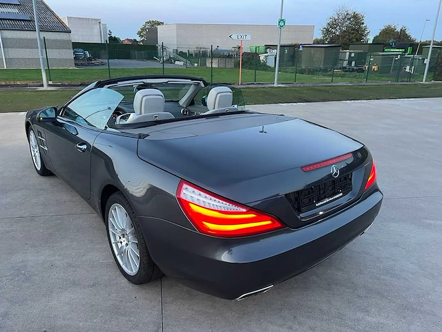 Mercedes - 2014 - sl350 - cabrio - personenauto - afbeelding 22 van  41