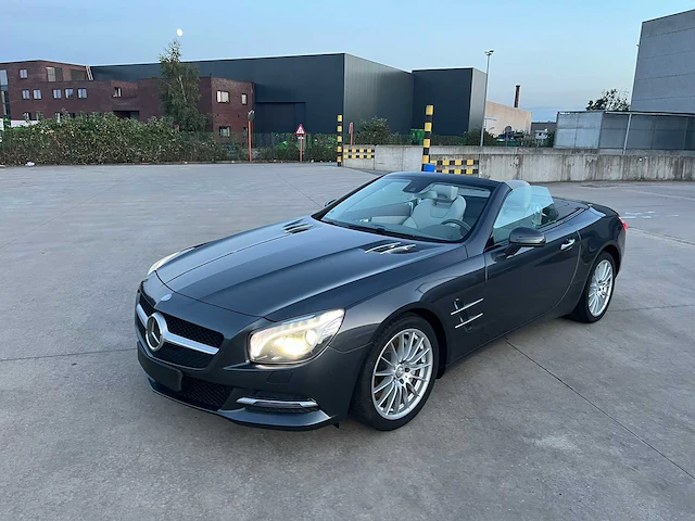 Mercedes - 2014 - sl350 - cabrio - personenauto - afbeelding 30 van  41
