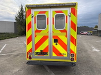 Mercedes - 2016 - sprinter - ambulance - afbeelding 2 van  30