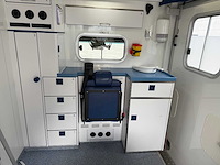 Mercedes - 2016 - sprinter - ambulance - afbeelding 8 van  30