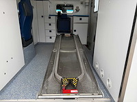 Mercedes - 2016 - sprinter - ambulance - afbeelding 9 van  36