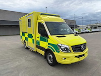 Mercedes - 2016 - sprinter - ambulance - afbeelding 35 van  36