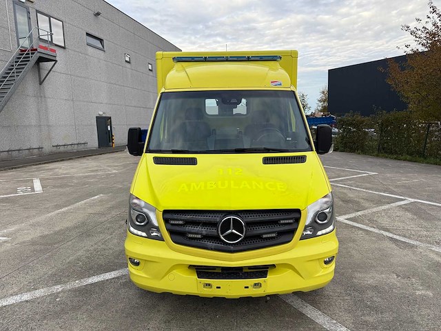 Mercedes - 2016 - sprinter - ambulance - afbeelding 20 van  30