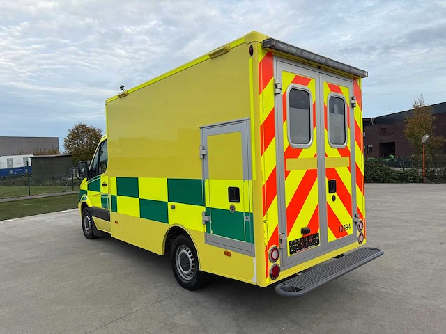 Mercedes - 2016 - sprinter - ambulance - afbeelding 5 van  36