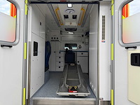 Mercedes - 2016 - sprinter - ambulance - afbeelding 7 van  36
