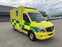 Mercedes - 2018 - sprinter - ambulance - afbeelding 18 van  20