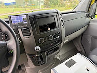 Mercedes - 2018 - sprinter - ambulance - afbeelding 15 van  28
