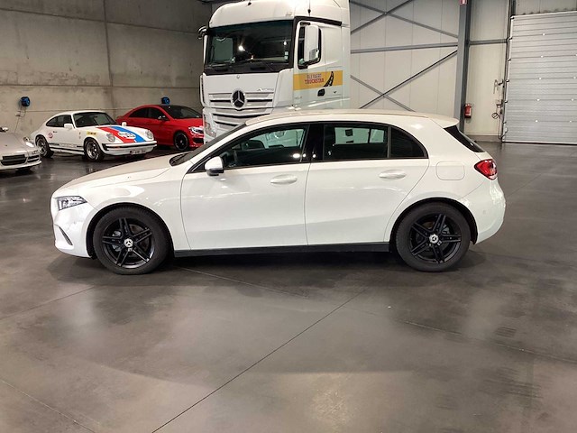 Mercedes - 2019 - a - 200d - personenauto - afbeelding 28 van  29