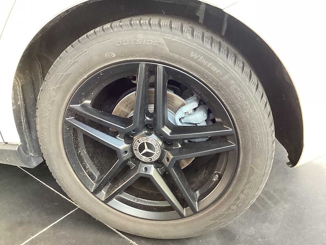 Mercedes - 2019 - a - 200d - personenauto - afbeelding 28 van  29