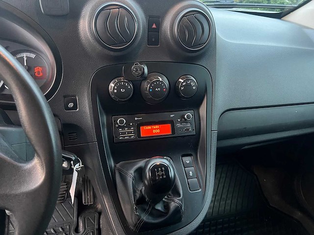 Mercedes - 2019 - citan - bestelwagen - personenauto - afbeelding 15 van  23