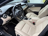 Mercedes - 2019 - gla - 180 - personenauto - afbeelding 15 van  26