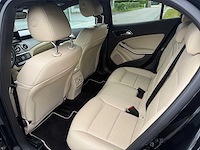 Mercedes - 2019 - gla - 180 - personenauto - afbeelding 7 van  15