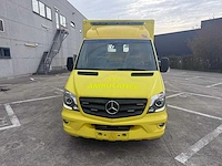 Mercedes - 2019 - sprinter - ambulance - afbeelding 30 van  33