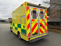 Mercedes - 2020 - sprinter ambulance - ambulance - afbeelding 3 van  37
