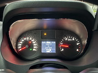 Mercedes - 2020 - sprinter ambulance - ambulance - afbeelding 18 van  32