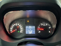 Mercedes - 2020 - sprinter ambulance - ambulance - afbeelding 19 van  32