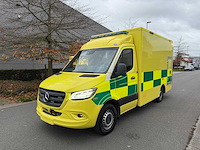Mercedes - 2020 - sprinter ambulance - ambulance