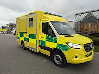 Mercedes - 2020 - sprinter ambulance - ambulance - afbeelding 31 van  32