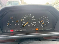 Mercedes - 250d - <124 - personenauto - afbeelding 10 van  15