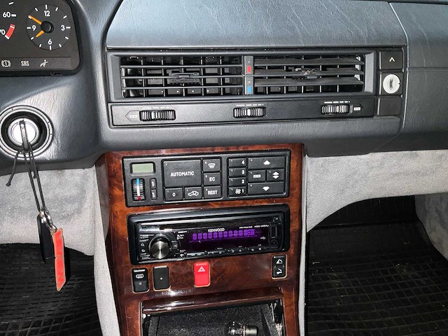 Mercedes - 300 sl - cabriolet - vintage auto's > 15 - afbeelding 6 van  31