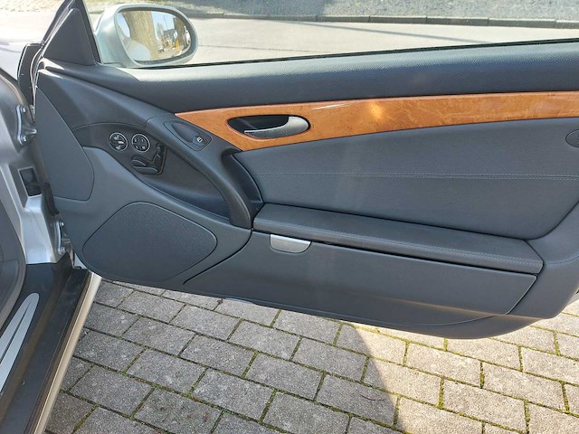 Mercedes - 350 sl - cabrio - roadster - youngtimer > 15 - afbeelding 11 van  39