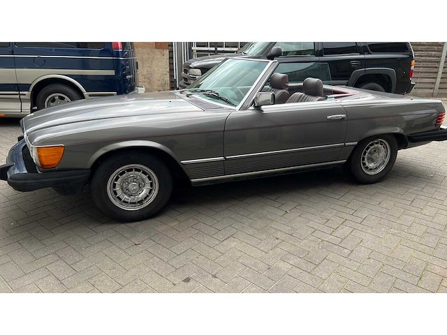 Mercedes - 380 sl - oldtimer - afbeelding 5 van  6
