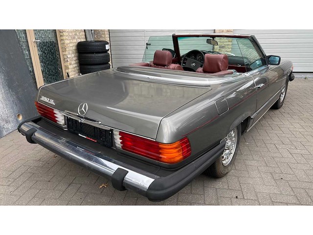Mercedes - 380 sl - oldtimer - afbeelding 6 van  6