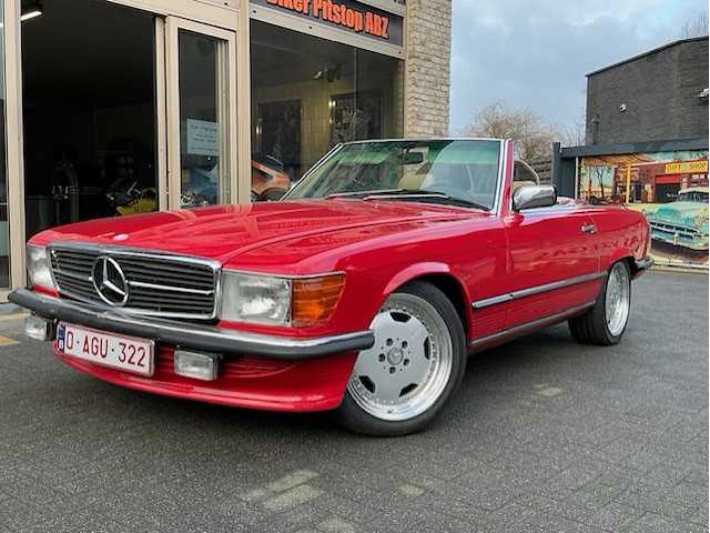 Mercedes - 560 sl - oldtimer - afbeelding 1 van  31