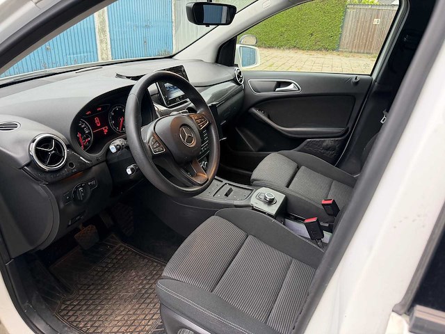 Mercedes - b220d - overige voertuigen - afbeelding 22 van  22