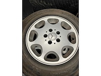 Mercedes - banden - afbeelding 1 van  2
