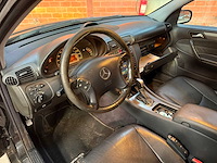 Mercedes - c30 cdi - amg - car - 2004 - afbeelding 28 van  30