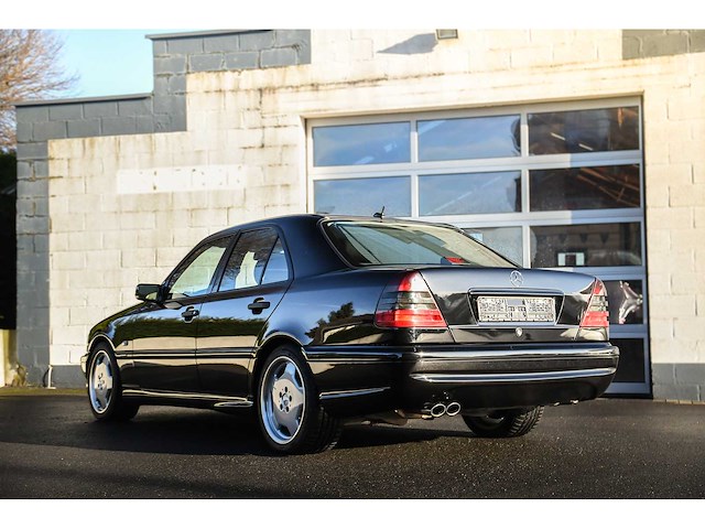 Mercedes - c43 amg - c 43 amg - youngtimer > 15 - afbeelding 6 van  69