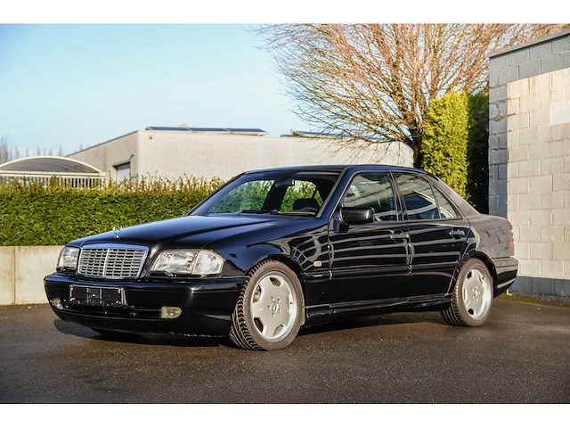 Mercedes - c43 amg - c 43 amg - youngtimer > 15 - afbeelding 1 van  69