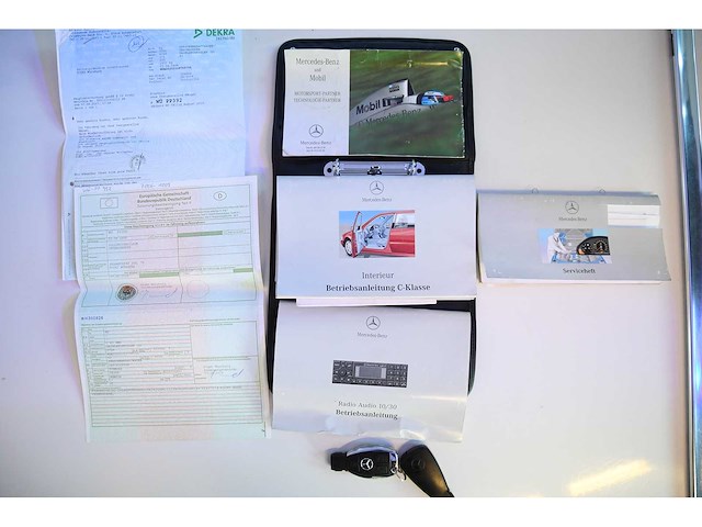 Mercedes - c43 amg - c 43 amg - youngtimer > 15 - afbeelding 12 van  69