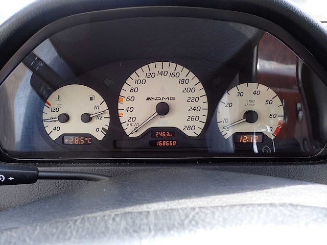 Mercedes - c43 amg - c 43 amg - youngtimer > 15 - afbeelding 30 van  69