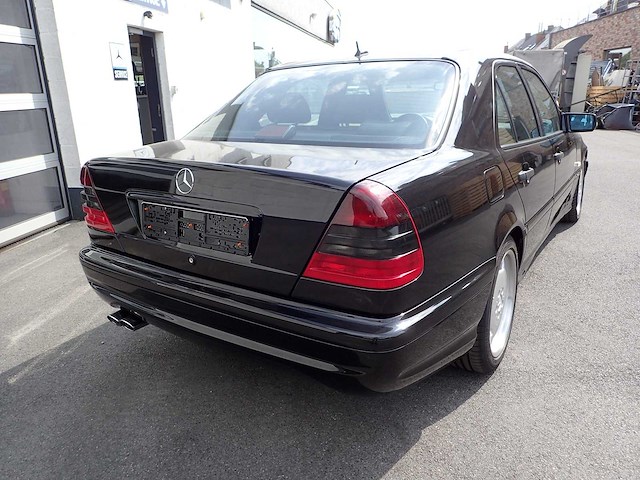 Mercedes - c43 amg - c 43 amg - youngtimer > 15 - afbeelding 36 van  69