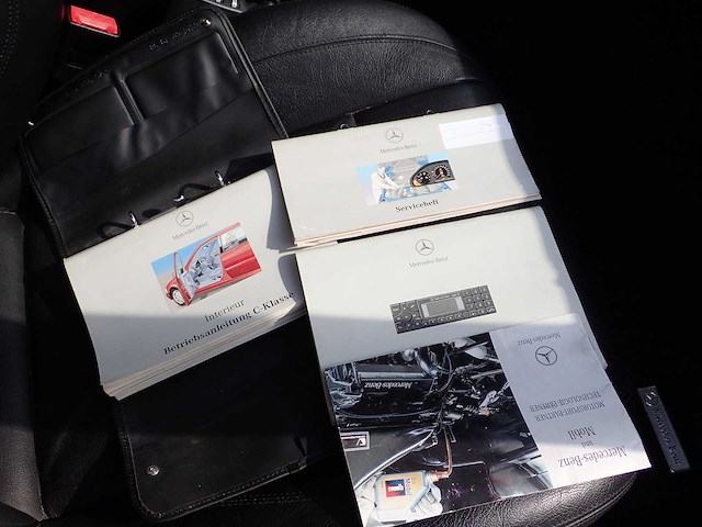 Mercedes - c43 amg - c 43 amg - youngtimer > 15 - afbeelding 54 van  69