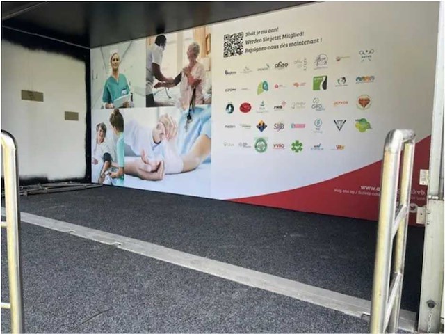 Mercedes - camion évènement - salon - camion évènement mercedes atego 1018 - 2009 - afbeelding 3 van  3