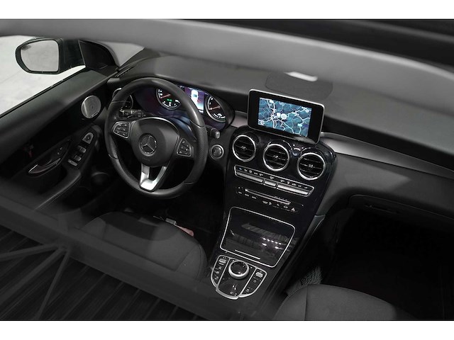 Mercedes - glc350e - 2018 - auto - afbeelding 15 van  20