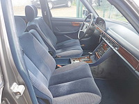 Mercedes - s klasse - 280 se - oldtimer - afbeelding 8 van  27