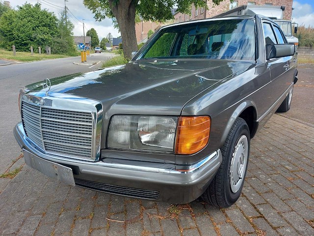 Mercedes - s klasse - 280 se - oldtimer - afbeelding 6 van  51