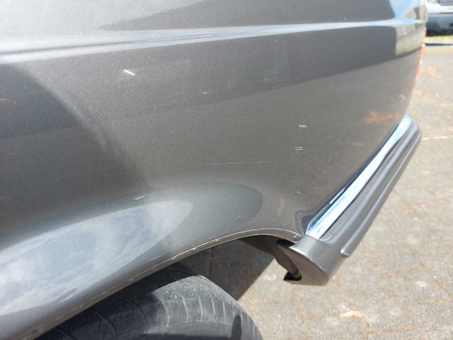 Mercedes - s klasse - 280 se - oldtimer - afbeelding 32 van  51