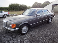 Mercedes - s klasse - 280 se - oldtimer - afbeelding 41 van  51